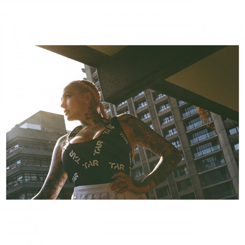 This is the alt text